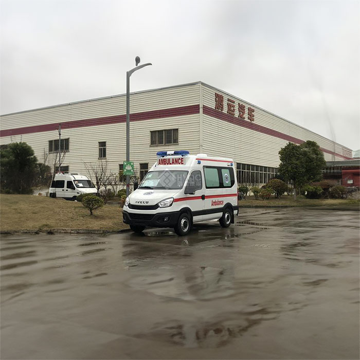 常州市中医医院预约私人救护车租赁到南昌市东湖区 救护车出租公司哪个靠谱