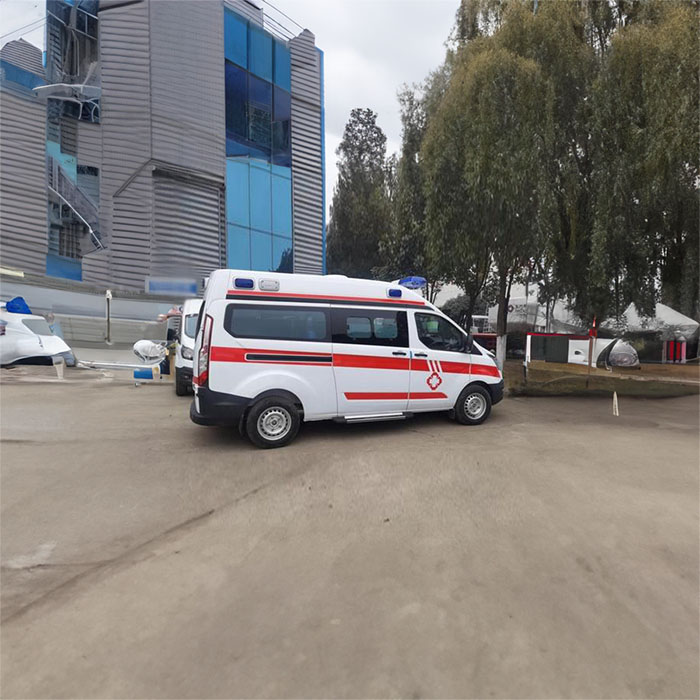 保定市妇幼保健院预约私人救护车租赁到拉萨市城关区 救护车出租车多少钱一公里