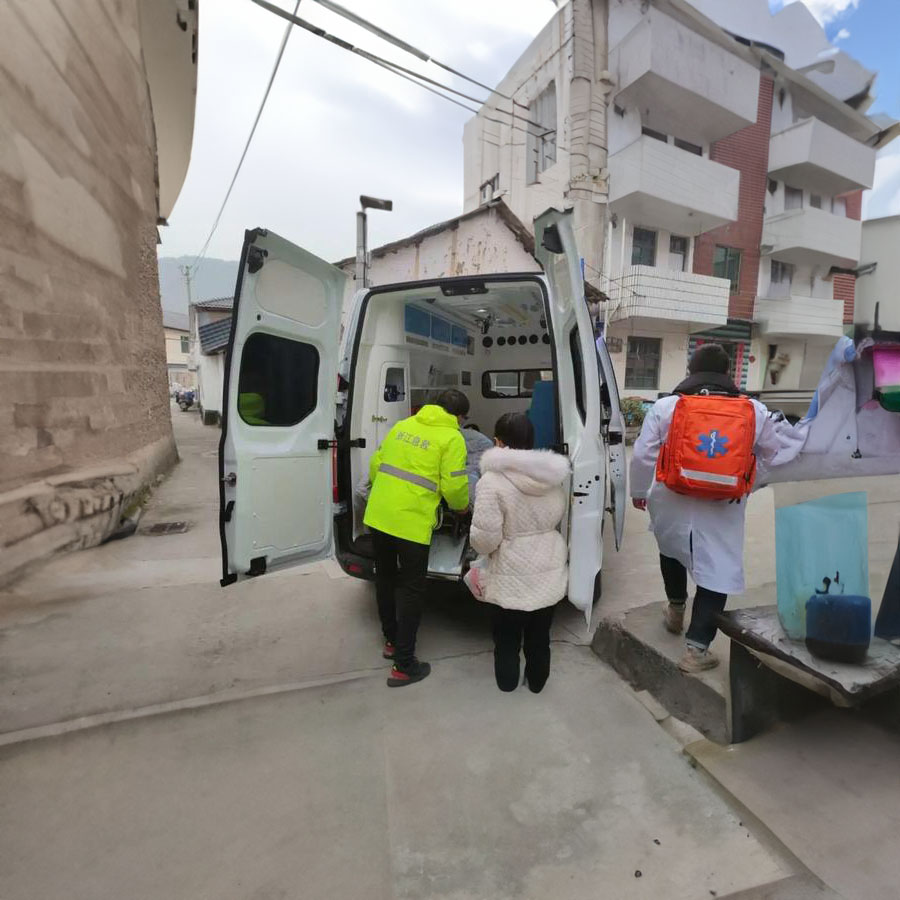 遵义医学院第三附属医院租赁正规救护车到玉溪市通海县 救护车出租电话多少