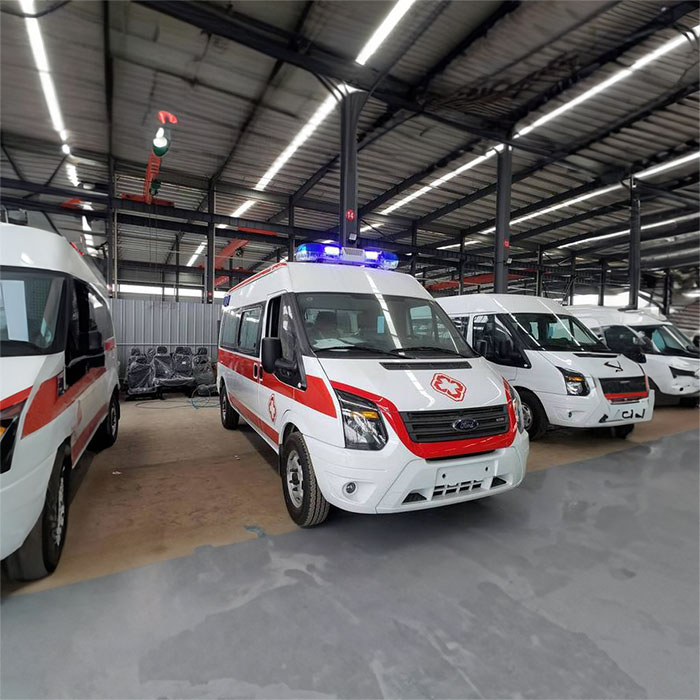 淄博市中医医院私人救护车租赁到桂林市七星区 私人救护车出租多少钱