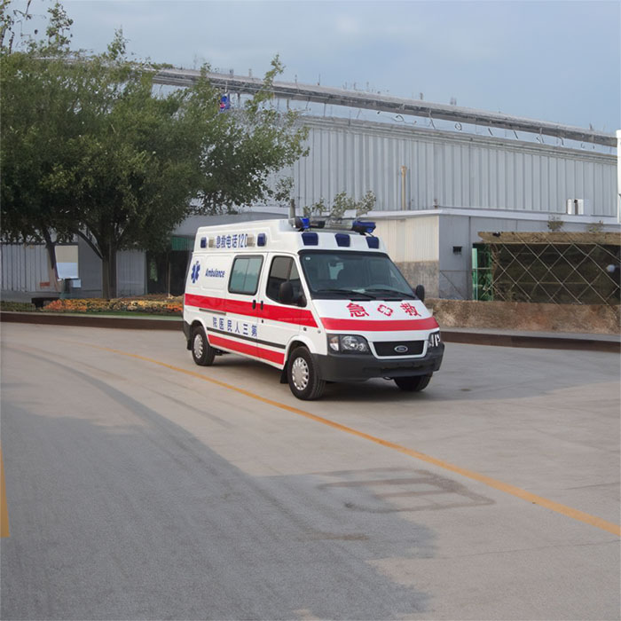 广东梅州市人民医院预约私人救护车转运到辽源市 医院救护车出租是多少钱一公里