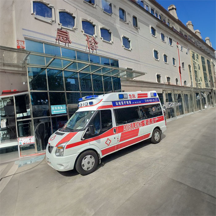 成都中医药大学附属医院（四川省中医院）租私家救护车转院到杭州市富阳市 救护车长途出租多少钱一公里