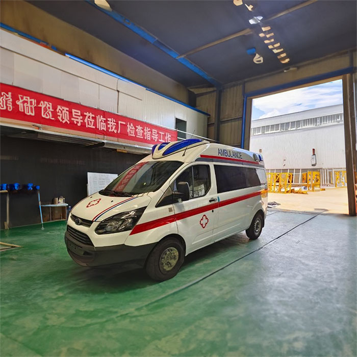 广西医科大学附属肿瘤医院预约私人救护车租赁到长治市平顺县 医院救护车叫一次多少钱 出租