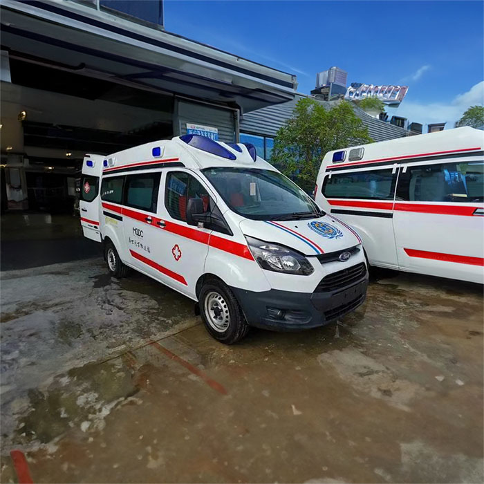 云南省肿瘤医院（昆明医学院第三附属医院）120私人救护车租赁到成都市金牛区 出租私人救护车多少钱