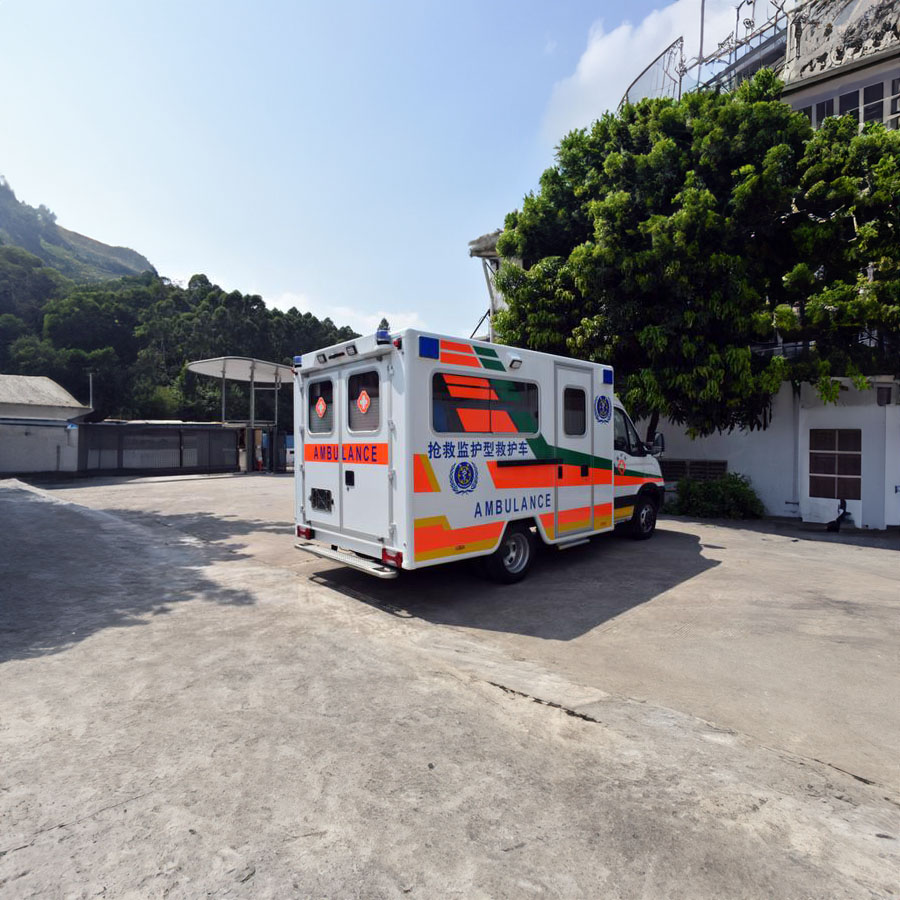 那曲地区藏医院租赁私人救护车到济宁市邹城市 私人120救护车出租多少钱