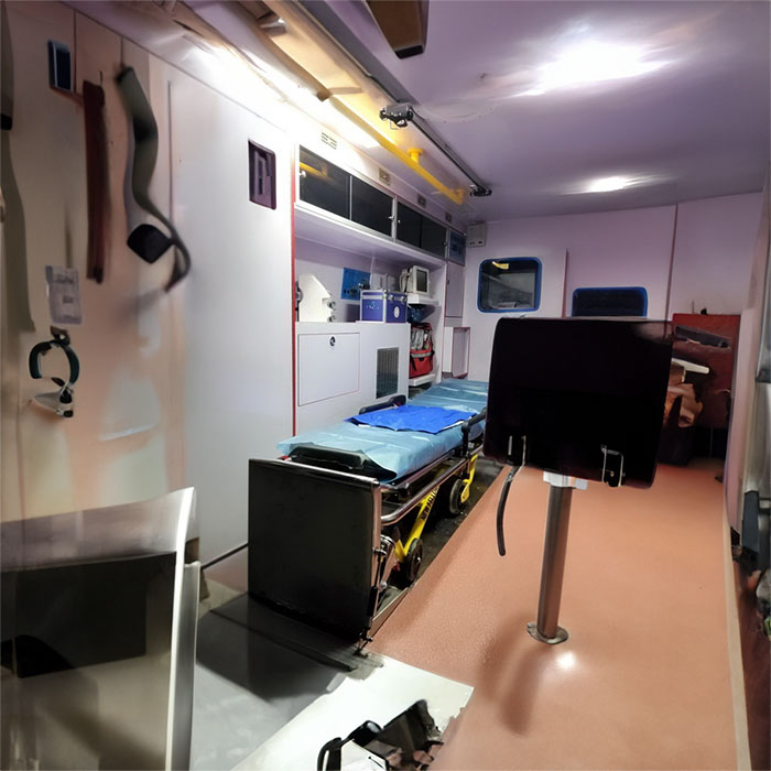 内蒙古自治区精神卫生中心租私家救护车转院到乌鲁木齐市乌鲁木齐县 救护车辆出租哪里专业