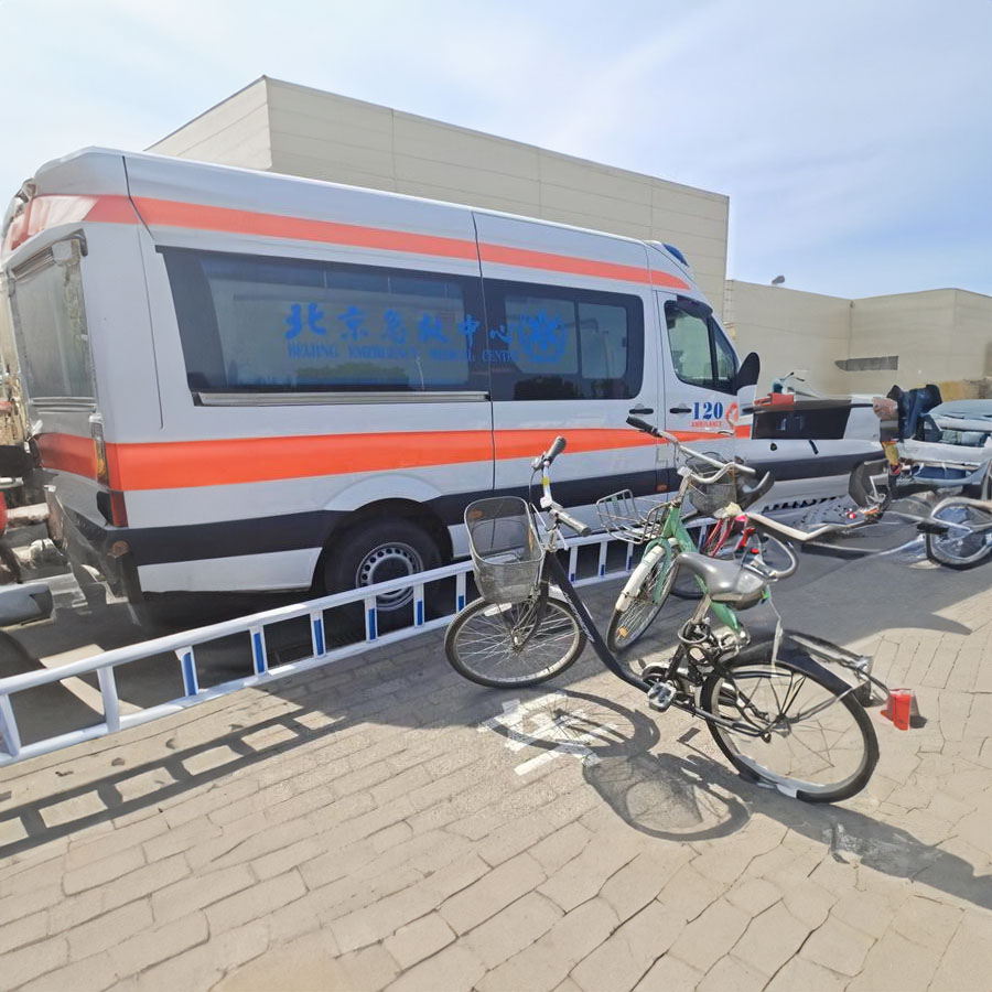 上海市眼病防治中心租120私人急救车到雅安市宝兴县 救护车如何收费出租