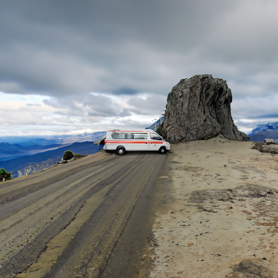 新疆创伤外科医院租120私人急救车到七台河市金沙新区 哪里有救护车出租 多少钱