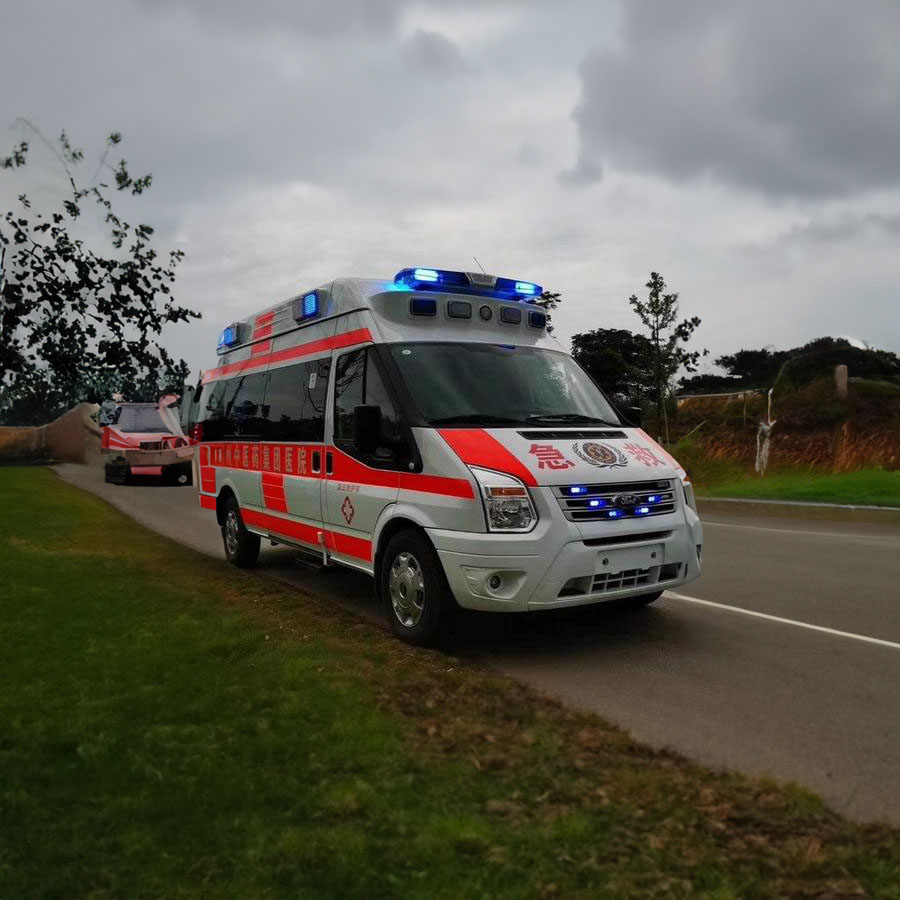 天津医科大学总医院(医科大总医院)预约私人救护车租赁到忻州市岢岚县 救护车出租长途转院多少钱