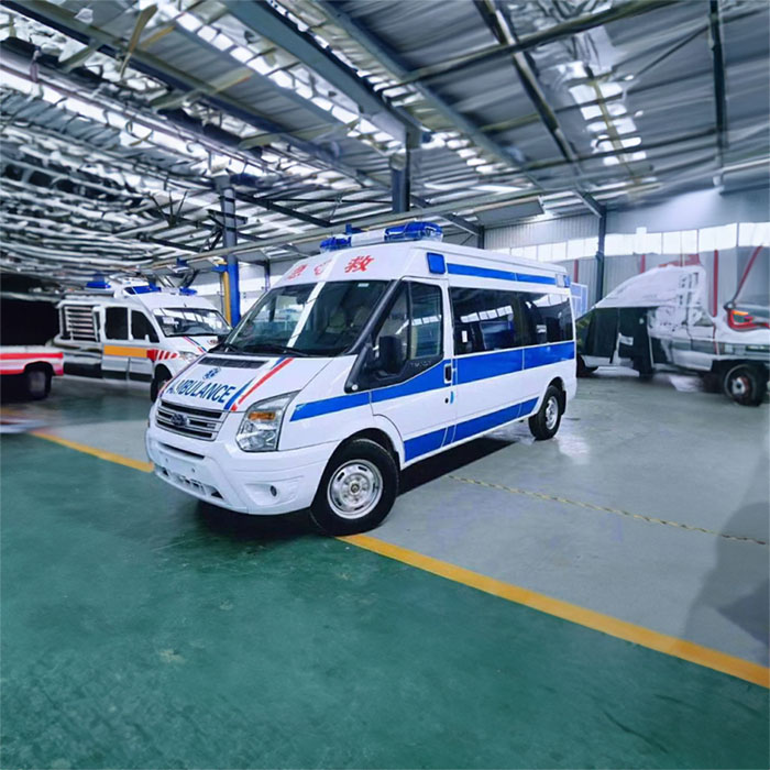 中国石化集团江汉石油管理局中心医院租赁私人救护车转运到荆州市监利县 救护车如何收费出租