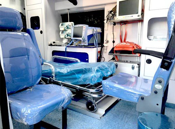 出租私人救护车电话