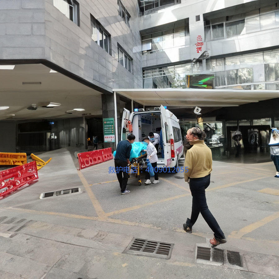 出租急救车