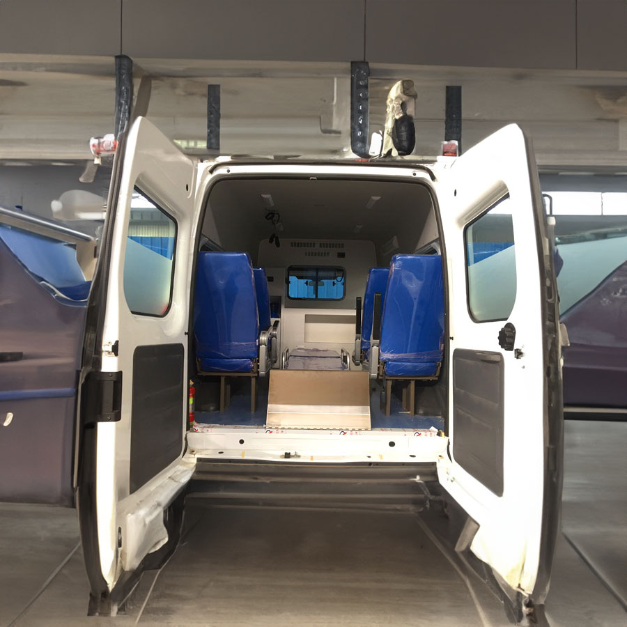 出租私人救护车电话号码