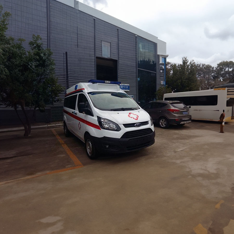 出租救护车