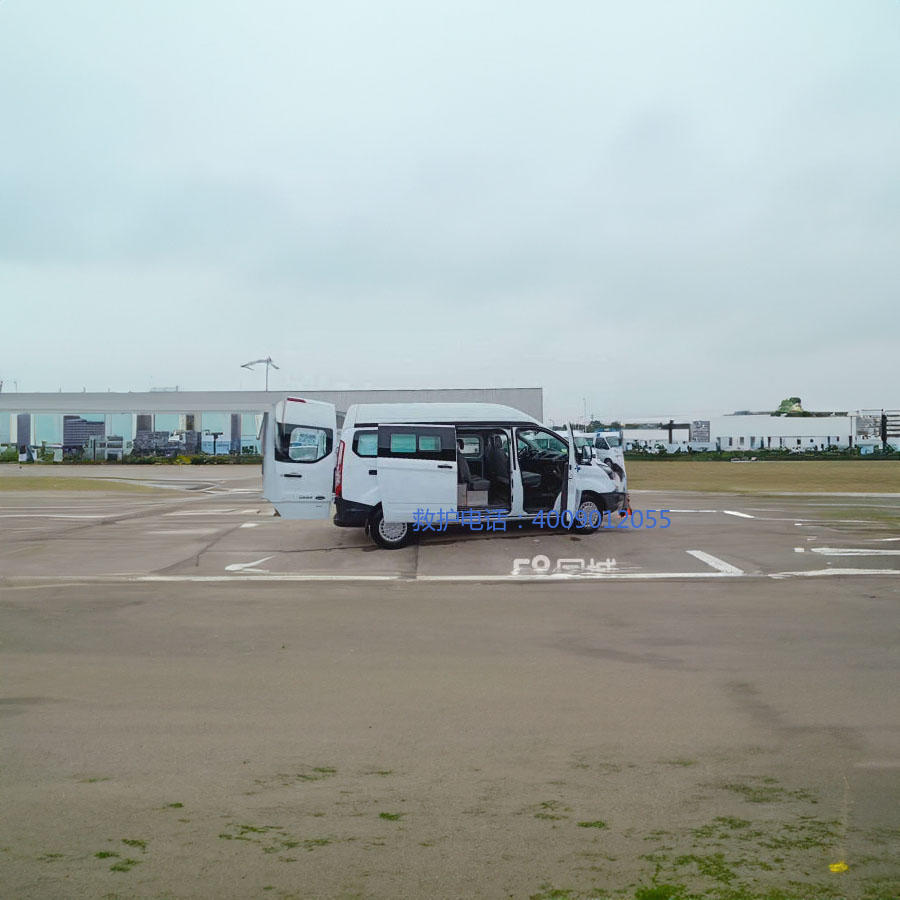 出租救护车