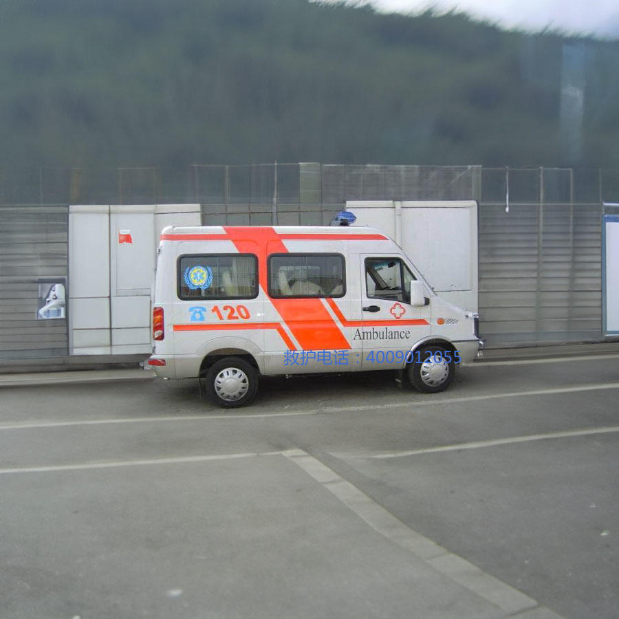 出井陉租救护车