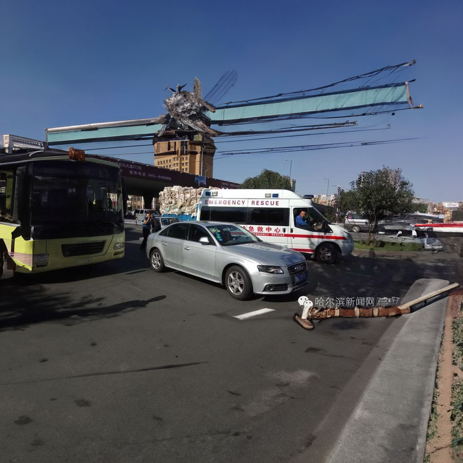 出租私人救护车电话号码