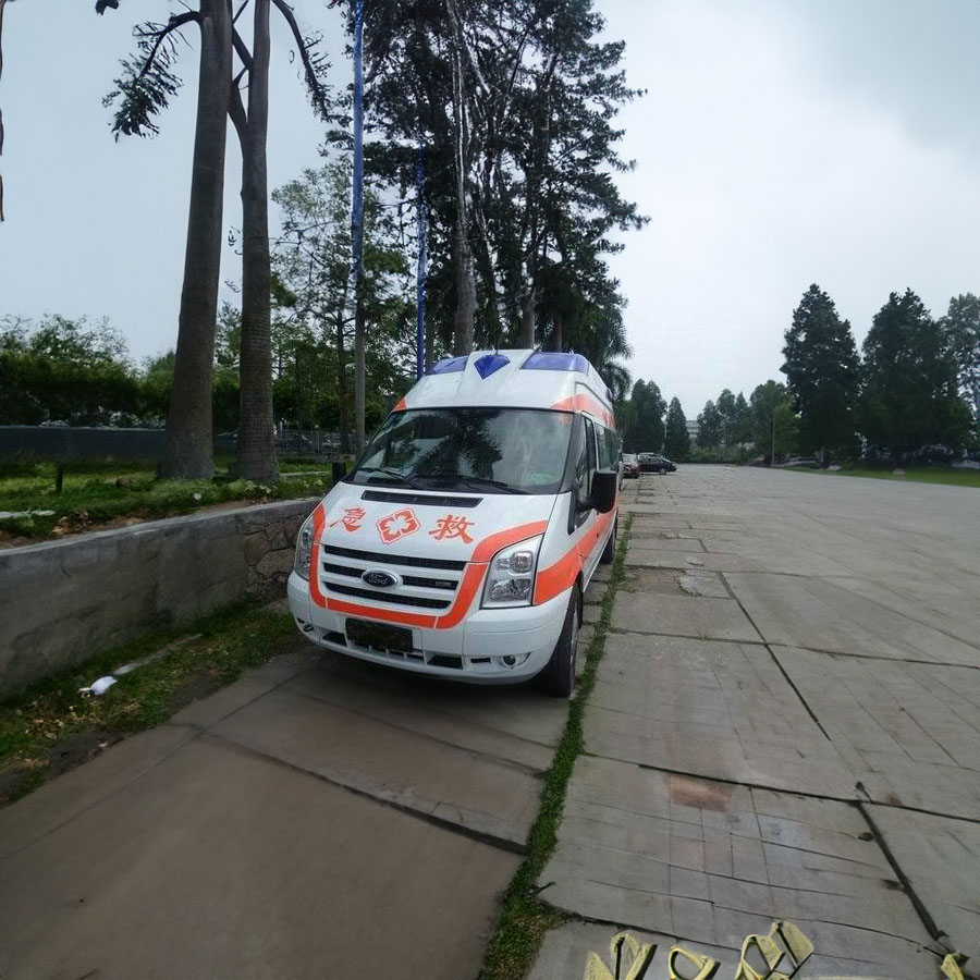 出租救护车