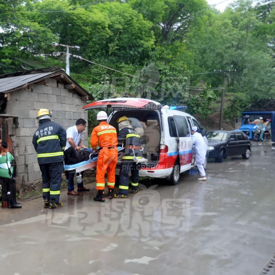 出租私人救护车电话号码