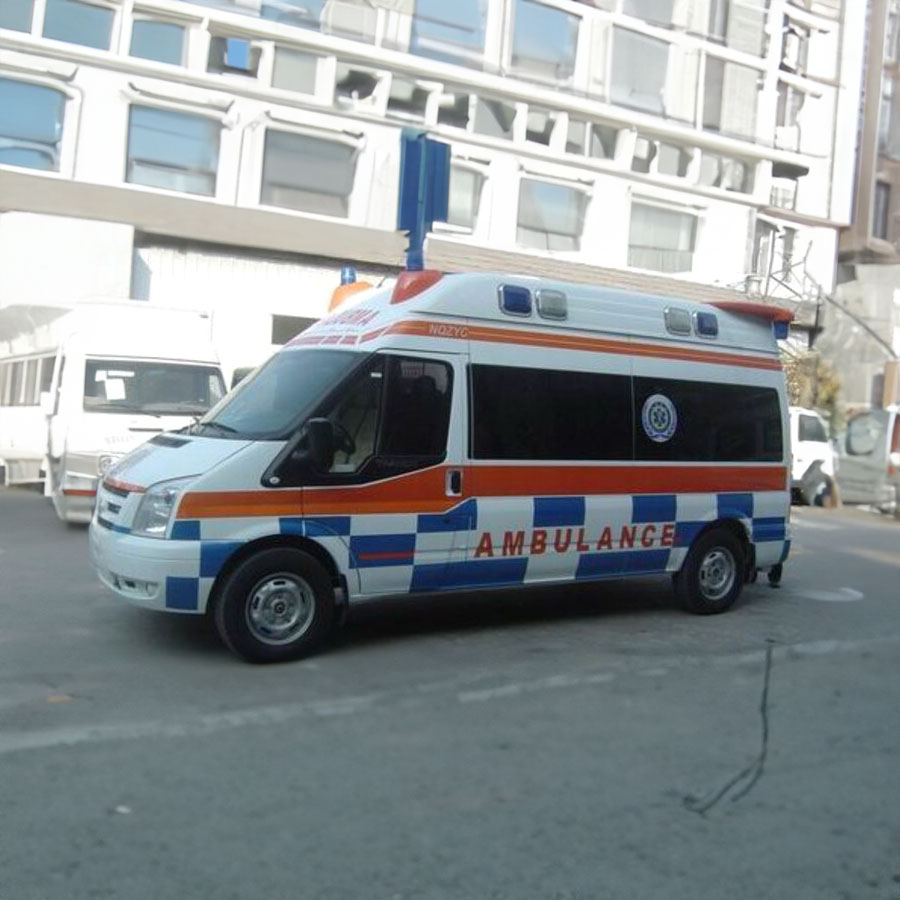 出租救护车