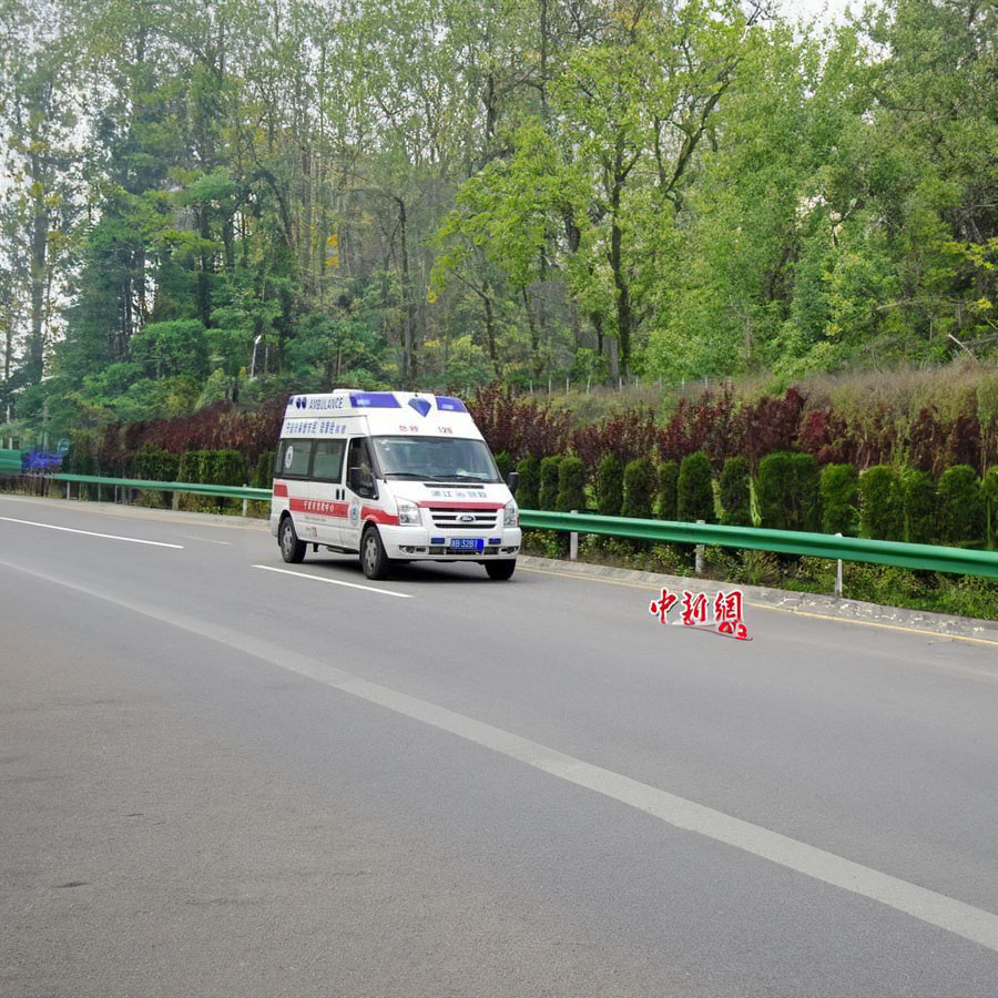 出租私人救护车联系电话