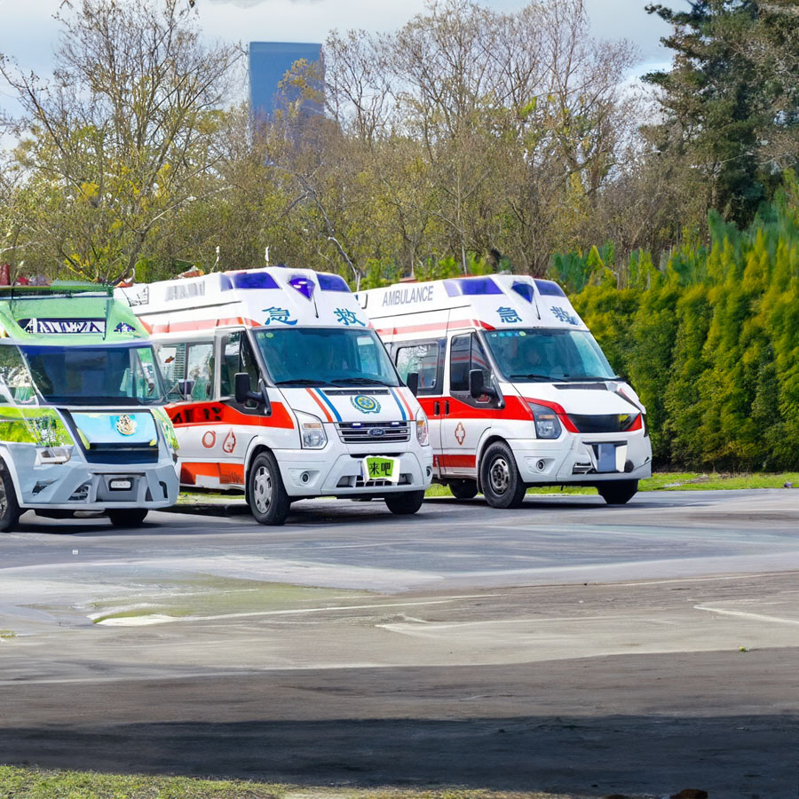 出租私人救护车电话号码