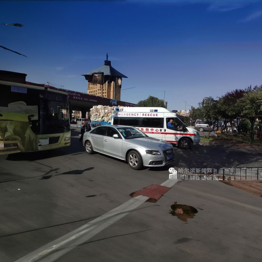 出租私人救护车电话号码