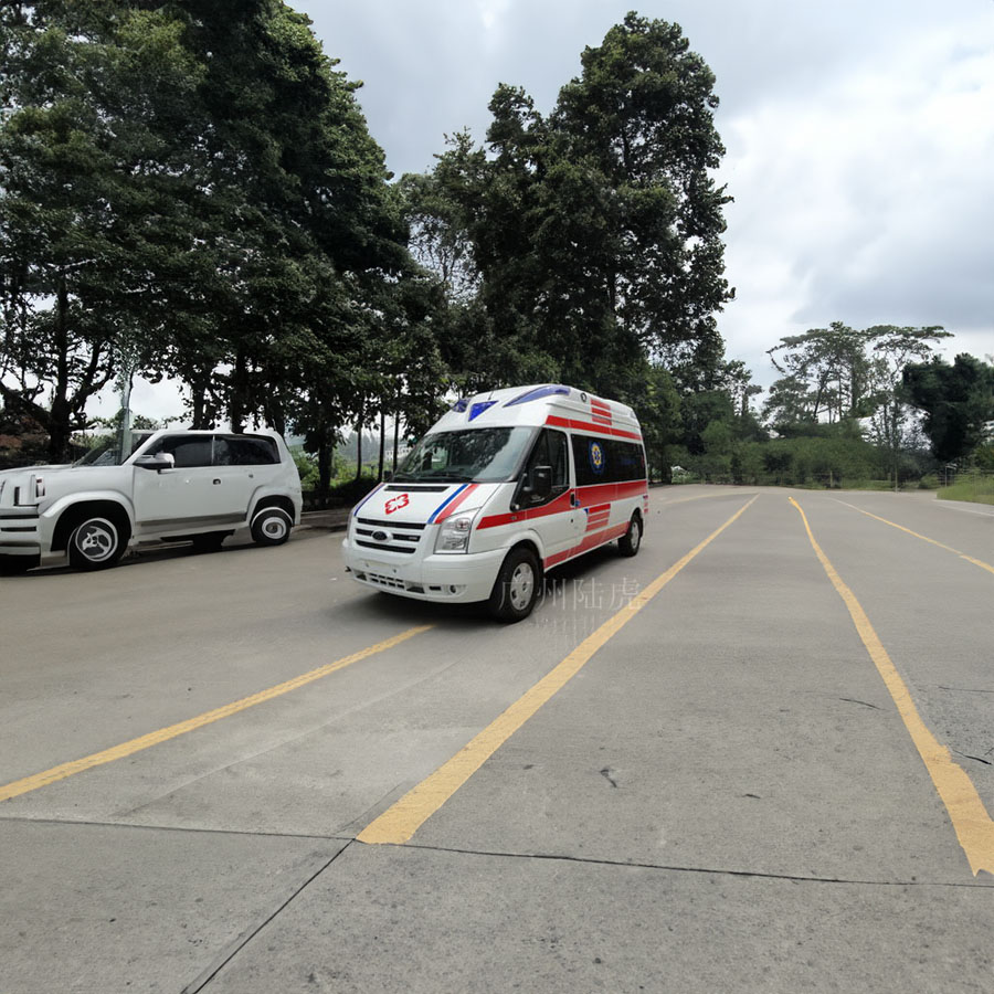 出租救护车