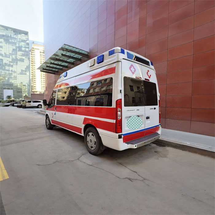 出租私人救护车电话号码