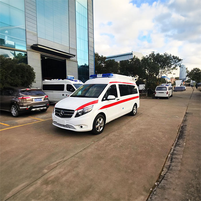 出租私人救护车电话号码