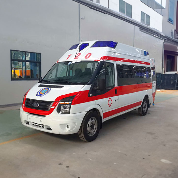 出租救护车