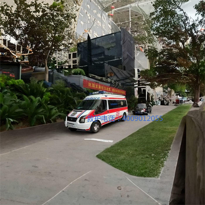 出租救护车
