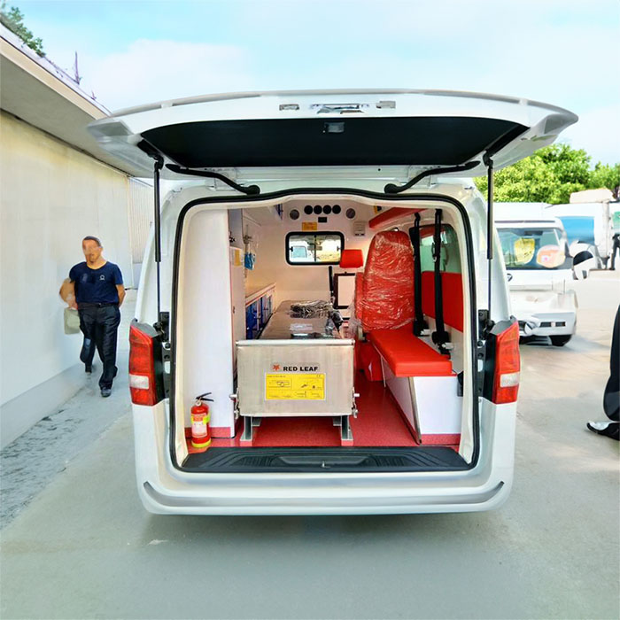 租赁私人救护车电话