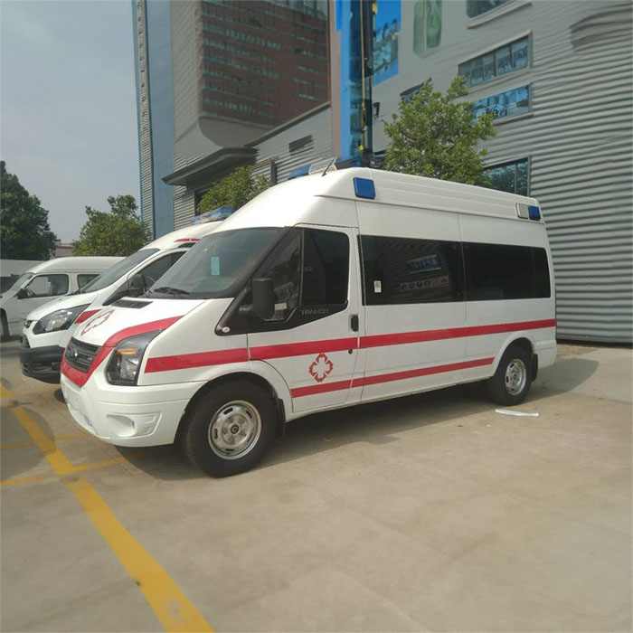 出租救护车