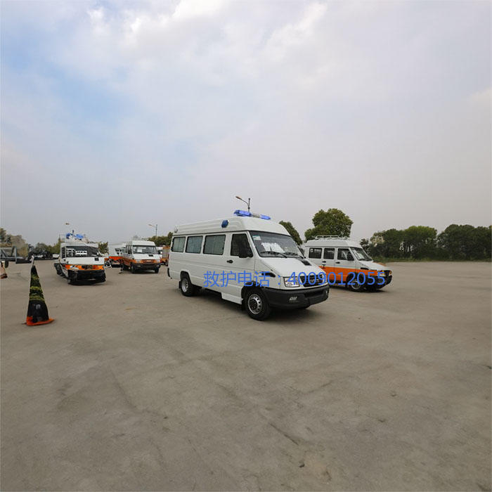 出租救护车