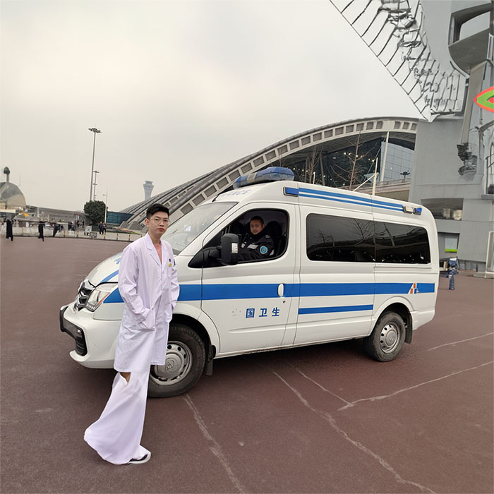 出租私人救护车电话