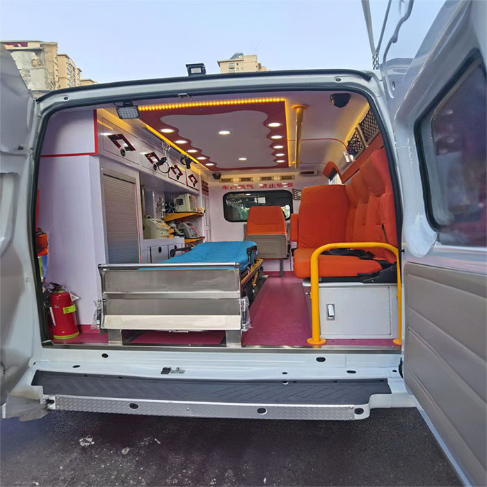 出租私人救护车电话号码