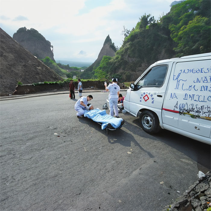 出租私人救护车电话号码