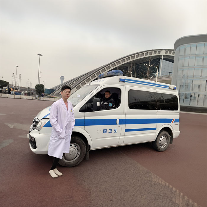 租赁私人救护车电话