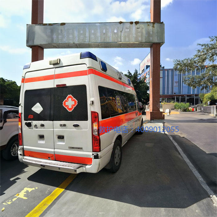 出租救护车