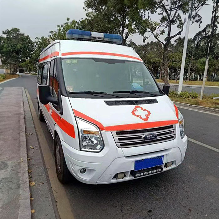 出租救护车